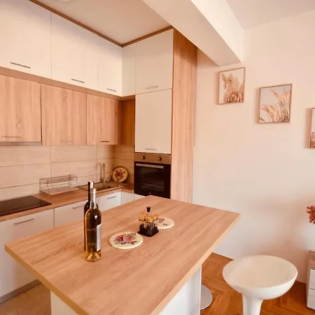Harmonija 4 * Trebinje